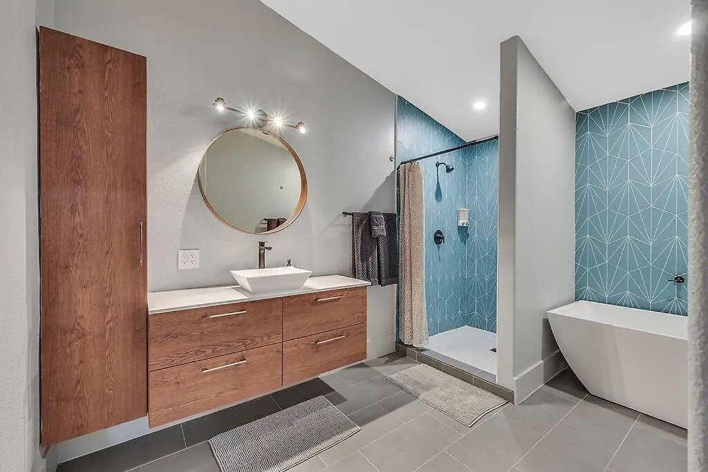 Posh Villa 8 Bdr X Bath 15 Bds Free Spa Heat Las Vegas