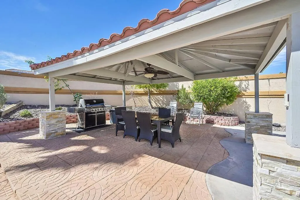 Posh Villa 8 Bdr X Bath 15 Bds Free Spa Heat Las Vegas Amerikai Egyesült Államok