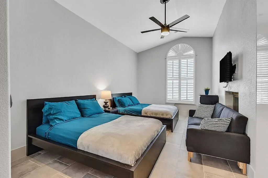 Posh Villa 8 Bdr X Bath 15 Bds Free Spa Heat Las Vegas