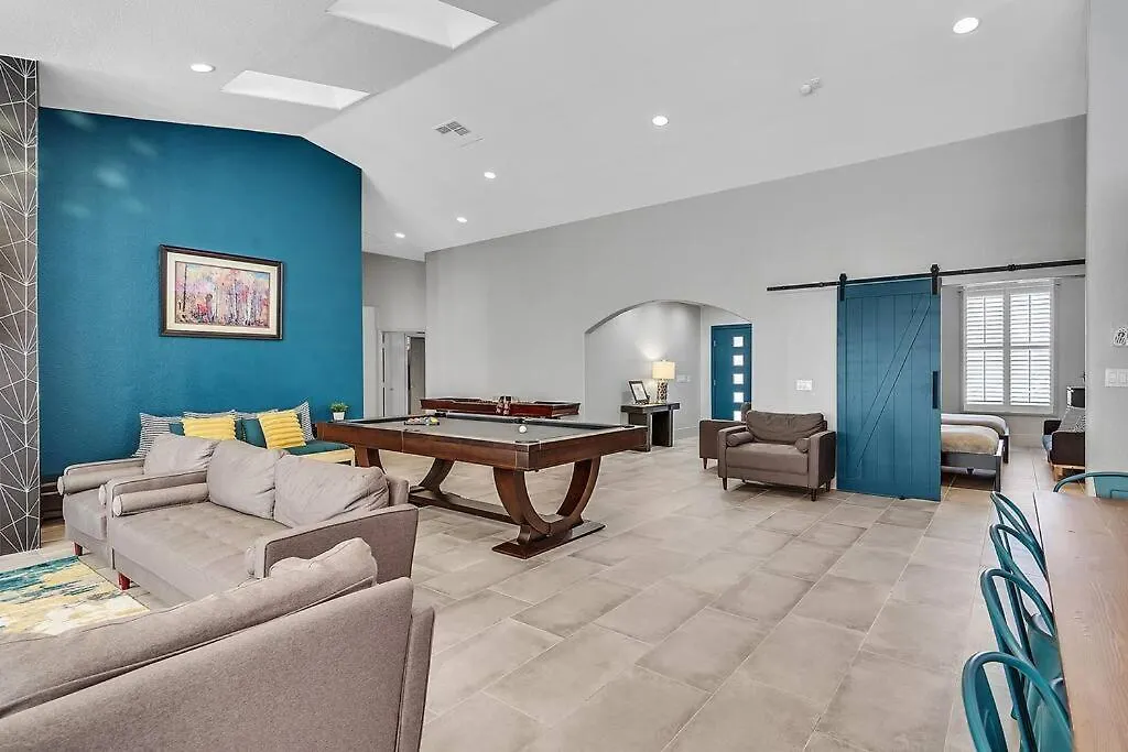 Posh Villa 8 Bdr X Bath 15 Bds Free Spa Heat Las Vegas